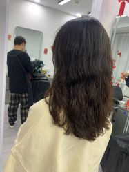 -LILI·HAIR SALON理理造型