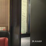 无论是日常用餐还是特别场合，这里都是一个不错的选择