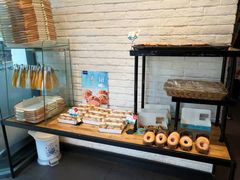 面包甜点陈列柜-卡吉诺动物奶油生日蛋糕(中原路店)