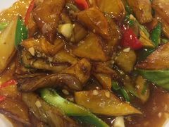 -东北农家院·铁锅炖(莘庄店)