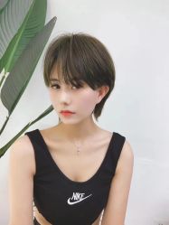 -BULB STUDIO 巴柏明星发型工作室