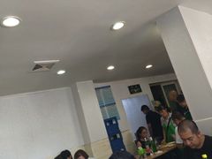 -宝瑞门钉肉饼店