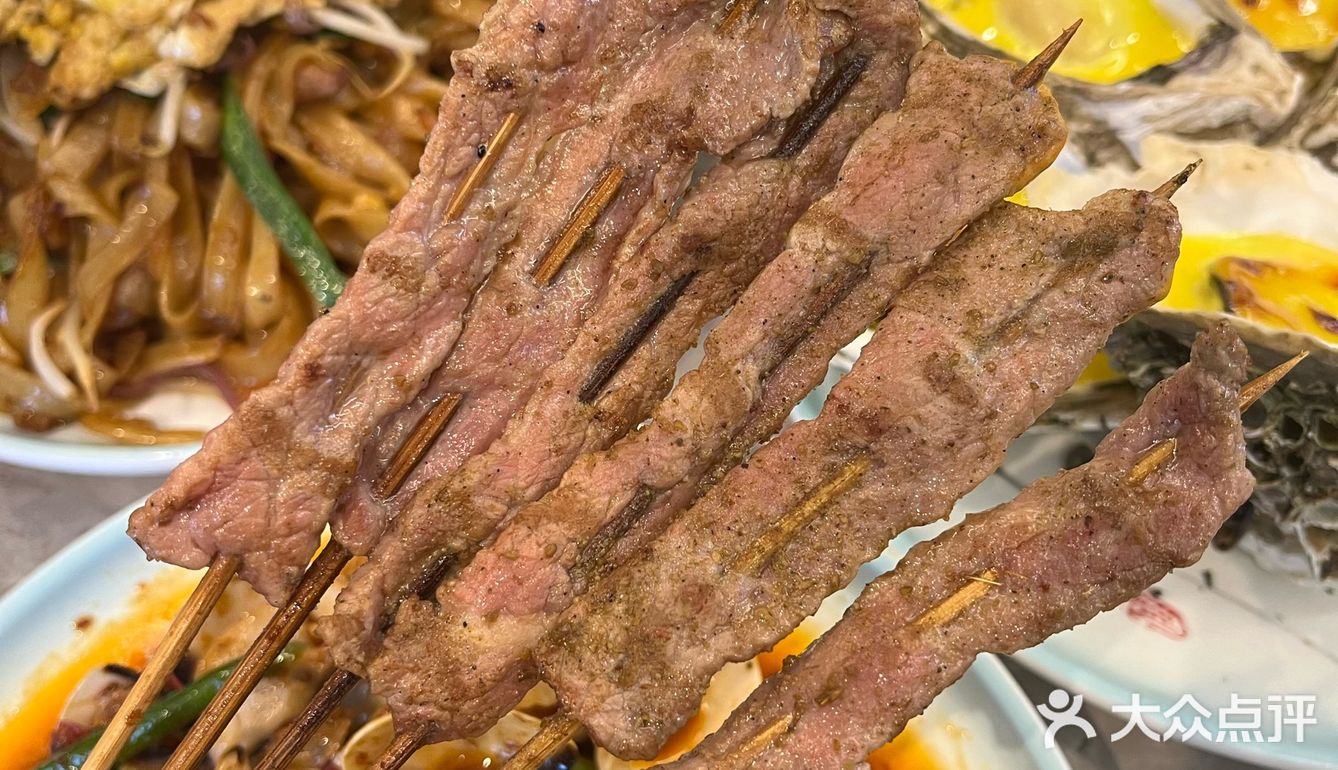 在广州，夜宵界蕞美老板娘，不接受反驳