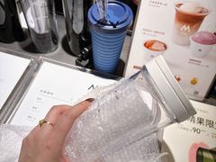 -M Stand(杭州萧山万象汇店)