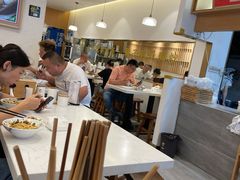 -李与白包子铺(桐梓林店)