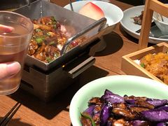 铁板蛙蛙叫-弄堂里·寻味杭州(湖滨银泰in77C区店)