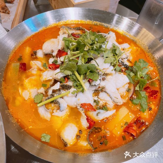 侑局江湖菜酒吧(瑞景香江店)