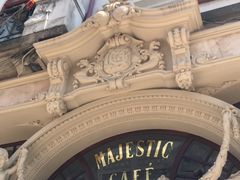 -Majestic Café