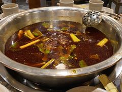 -肖肖酸萝卜鱼火锅(总店)