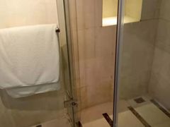 -青岛海尔洲际酒店