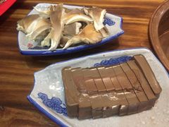 -燚焱炎火铜锅涮·烧烤