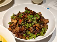-楚山晓·湖北菜(武汉光谷K11店)