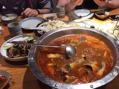 -老凯俚酸汤鱼(鸿通城店)
