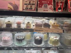 -DQ·蛋糕·冰淇淋(浦江欢乐颂店)