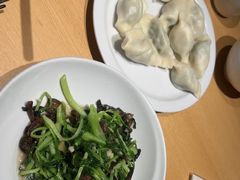 -关东小磨东北菜(上海长风大悦城店)
