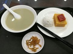 -聚德华天护国寺小吃(甜水园店)