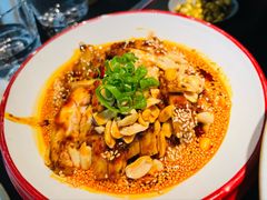 -麻六记(凤凰汇店)