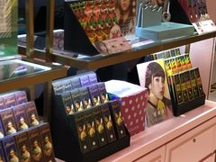 -4inlook美目美佳隐形眼镜店(恒隆广场店)