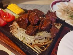 -穹六人间 people 6(岳阳路店)