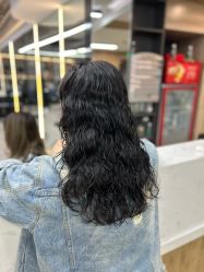 -奈川烫染Salon