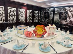 -梅龙镇酒家(南京西路总店)