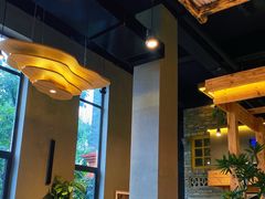 -墨居上隐·院子里火锅(峨眉店)