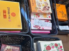 -嘉华鲜花饼·现烤(昆明老街店)