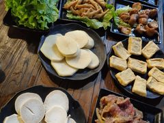 -冰冰龙虾·江湖菜·花园江景餐厅