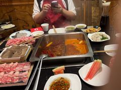 -百年川椒重庆老火锅(光谷店)