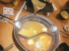-呷哺呷哺(普陀乐购真北店)