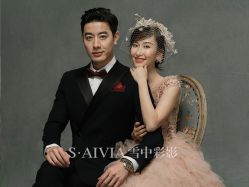 -雪中彩影婚纱摄影·微光艺术中心