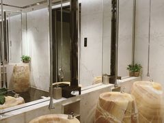 -上海宝华万豪酒店