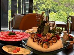 -鼎泰亨·海鲜牛肉餐厅(滨江店)