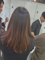 -镁连社·美联社