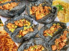 -李与白包子铺(桐梓林店)