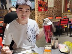 -马路牙子烧烤音乐酒馆(望京店)