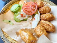 -大头虾越式风味餐厅(光明广场店)