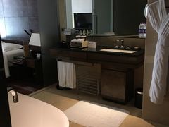 -广州天河希尔顿酒店