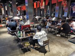 -马路牙子烧烤音乐酒馆(望京店)