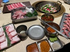 -Ant 蚂蚁洞烤肉·大营地(上海静安大悦城店)