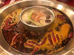 -山城年华老火锅(玉林店)