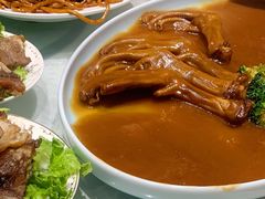 鲍汁鹅掌-金八仙酒店