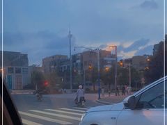 -新田360广场(上海华侨城店)