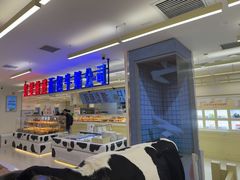 -红星前进面包牛奶公司(君太店)