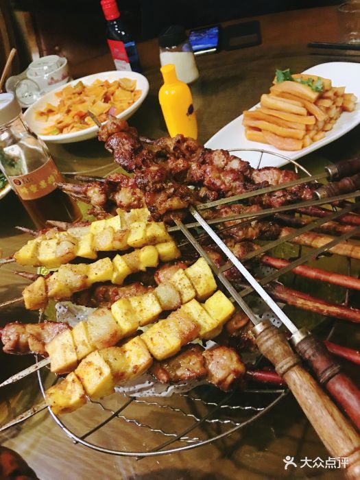 巴依老爷新疆美食(潘家园店)烤串图片