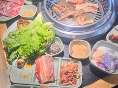 -梨花自助烤肉(乐宾店)