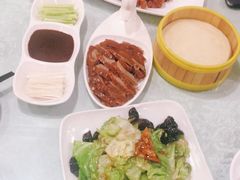 -六和聚传统烤鸭.天津菜(和平店)