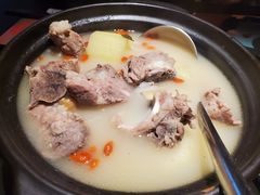 -羽鸽集·乳鸽专门店·地道顺德菜(岭南站店)