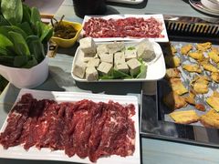 -犇牛记·鲜牛肉火锅