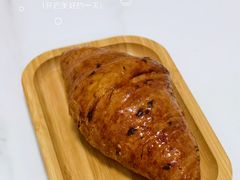 焦糖牛角酥-PAPER STONE BAKERY(天汇广场店)